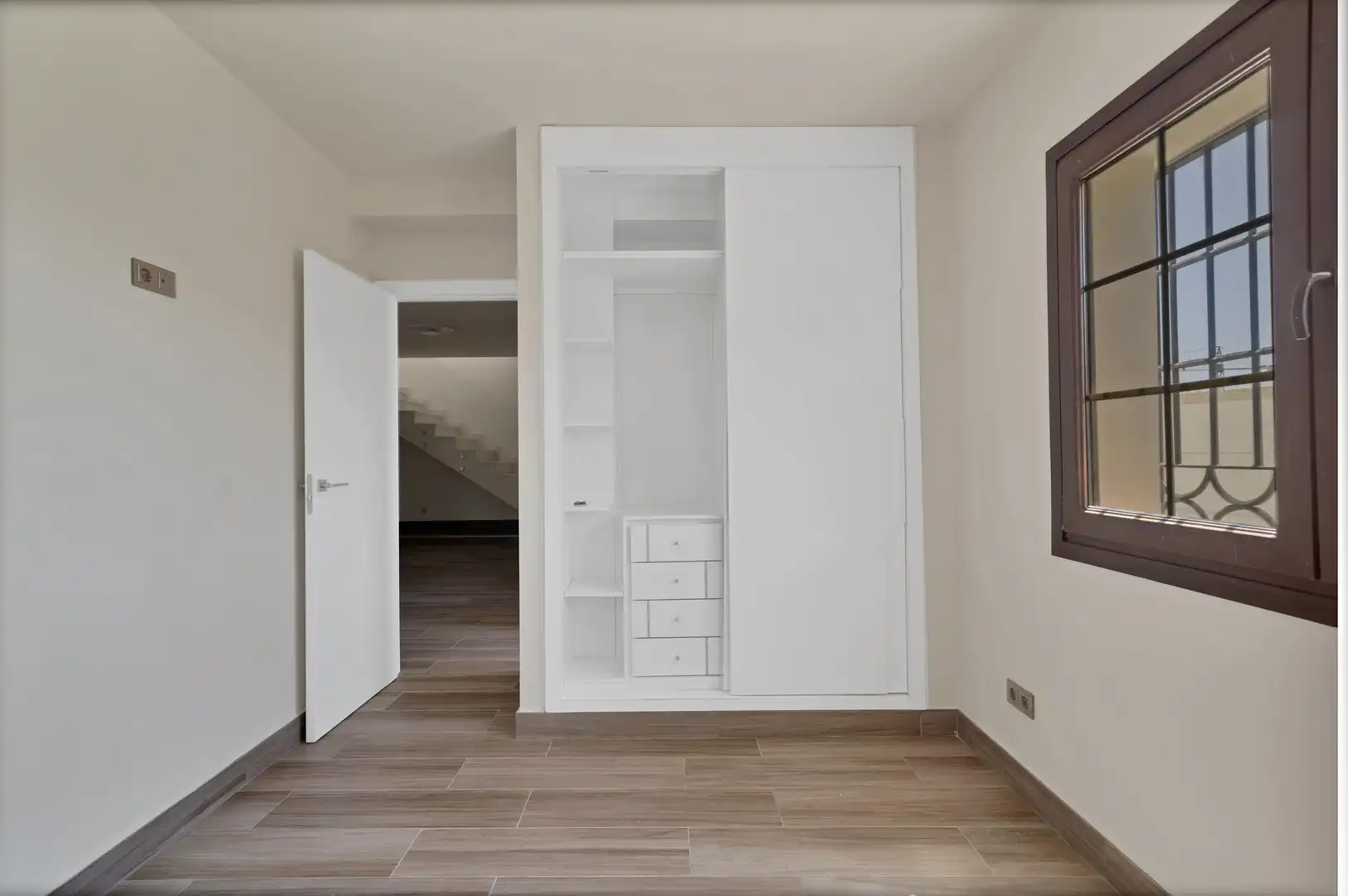 Chalet con piscina en venta en 5  LOS TULIPANES, imagen 29