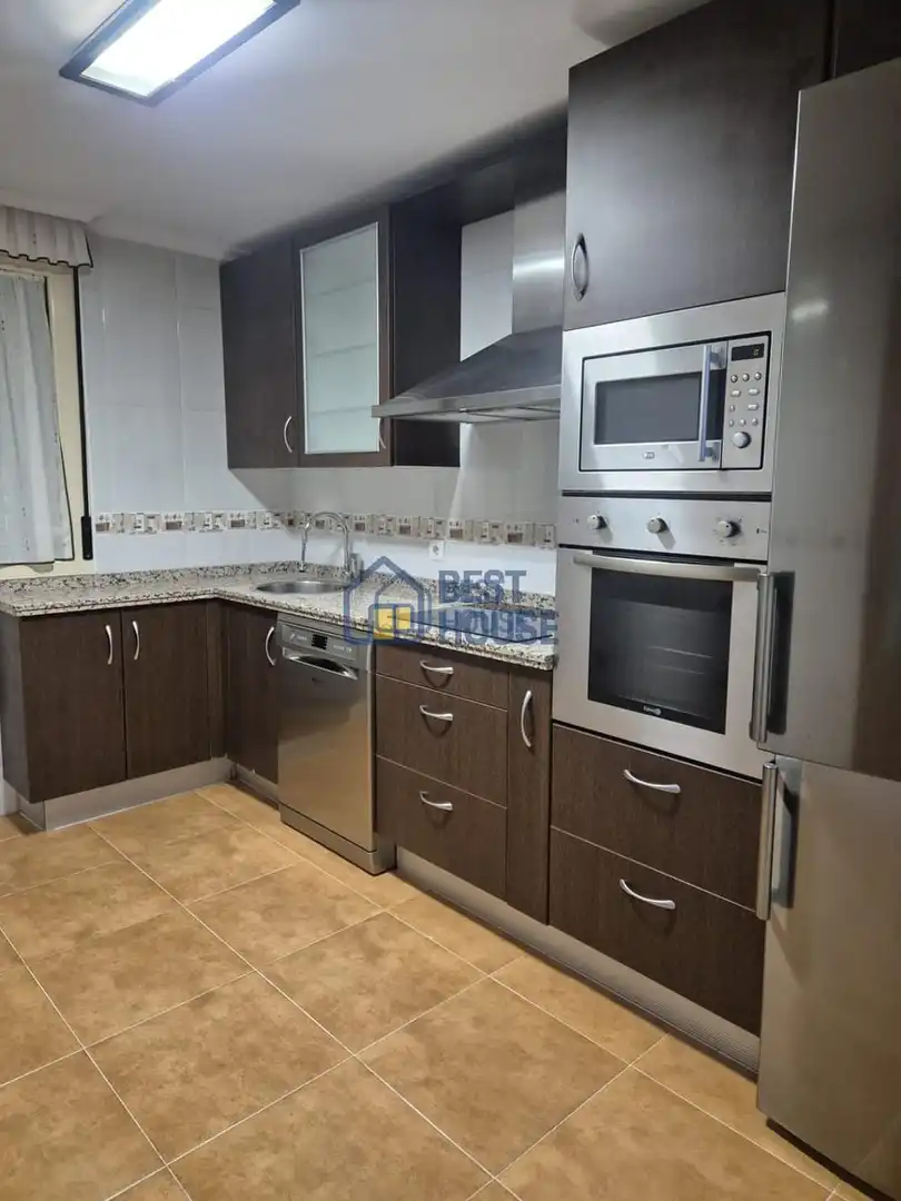Duplex con ascensore in vendita a Trobajo del Camino, imagen 3