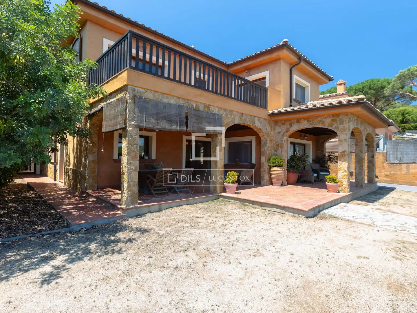 Chalet con terraza en venta en Nucli Urbà, imagen 2