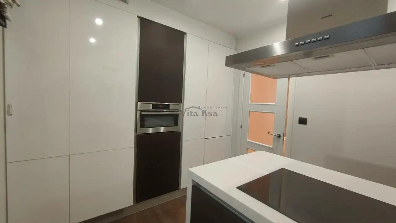 Kitchen of Flat for sale in Ourense Capital   with Heating and Parquet flooring
