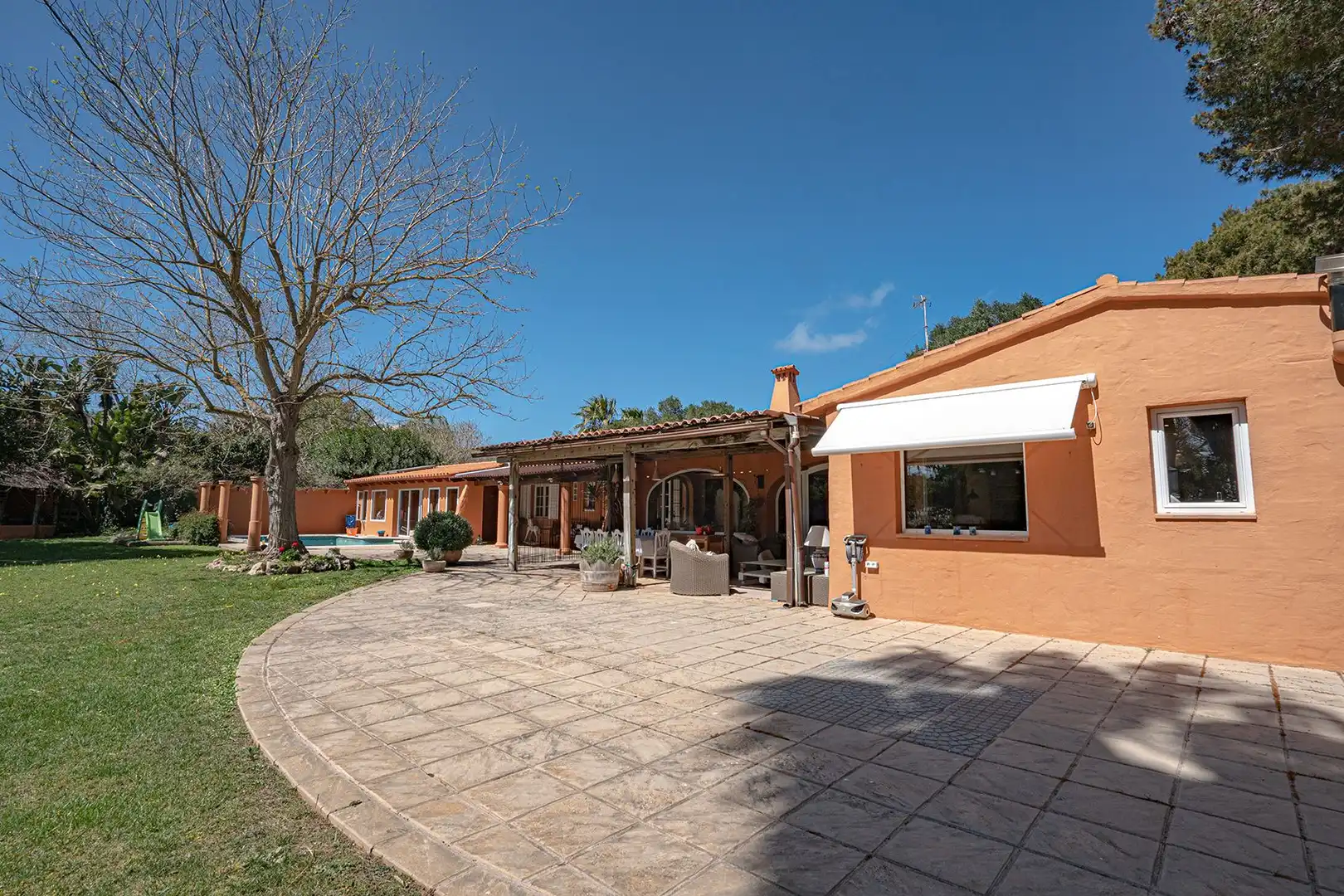 Exterior view of Houses for sale in Maó - Mahón  with Air Conditioner, Private garden and Terrace