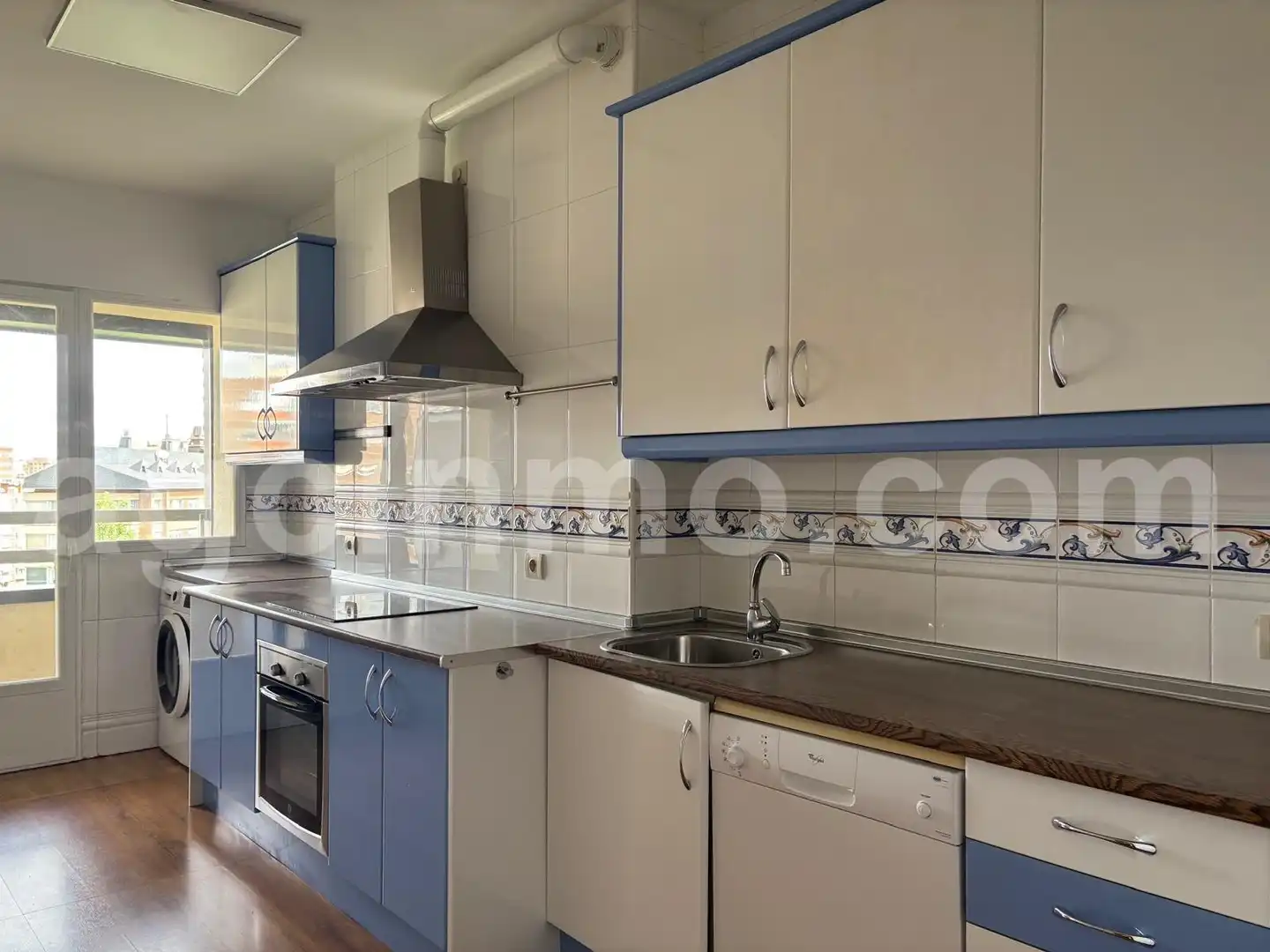 Cocina de Piso de alquiler en Valladolid con Calefacción y Terraza