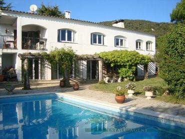 Casa con piscina en venta en Urbanitzacions del Nord
