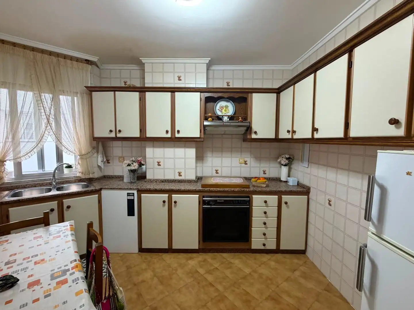 Kitchen of Flat for rent in Lugo  with Heating, Furnished and Oven