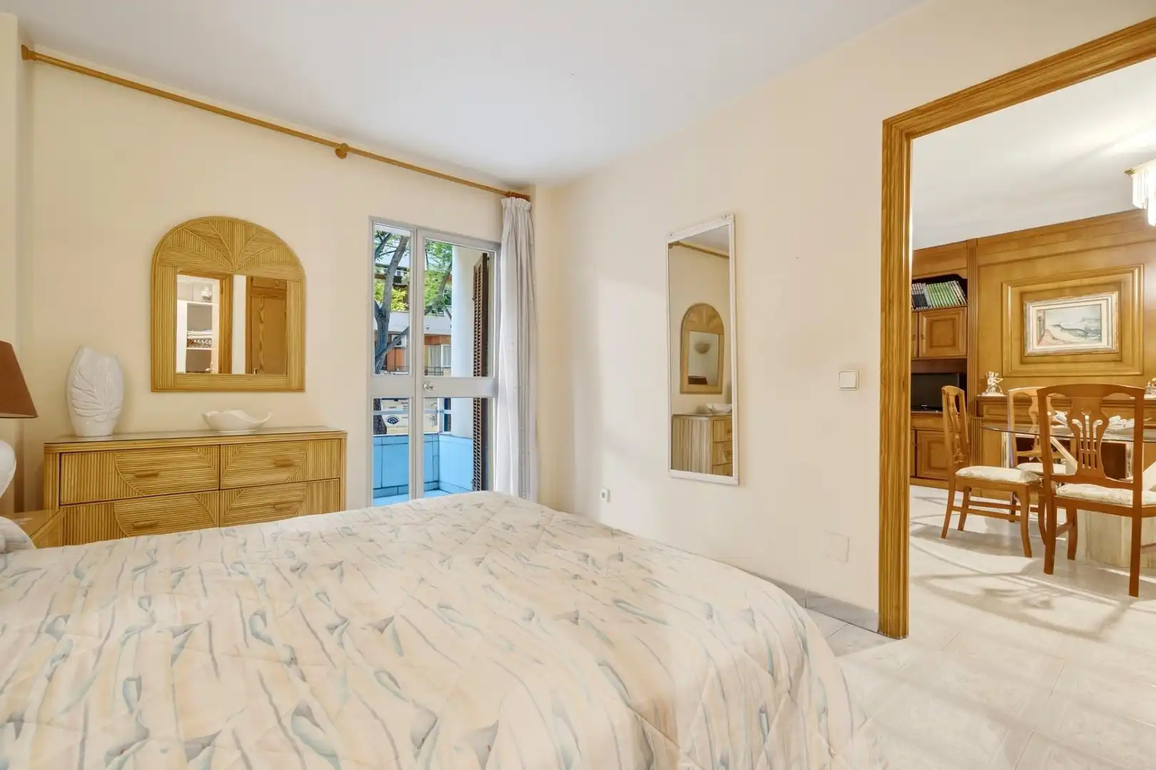 Bajo con terraza en venta en Carrer d'Indalecio Prieto, imagen 8