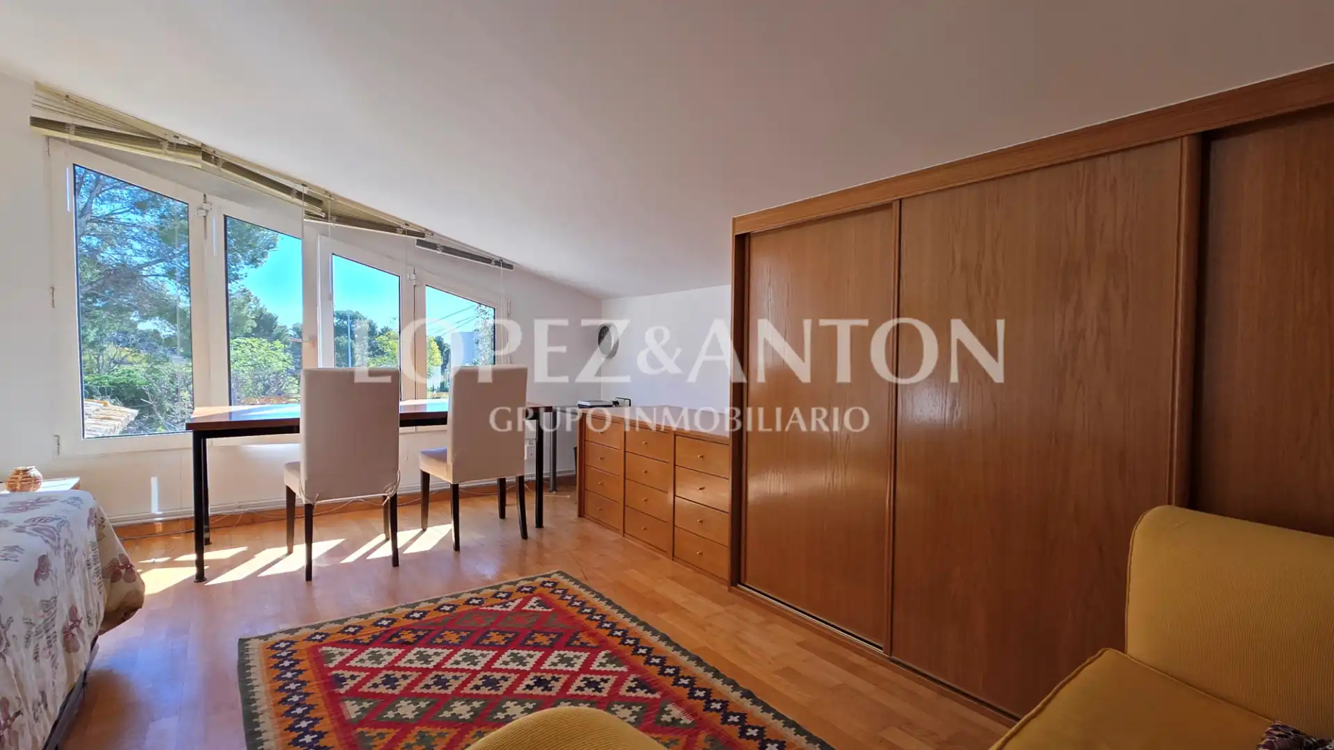 Houses for sale in L'Eliana  with Air Conditioner, Heating and Private garden