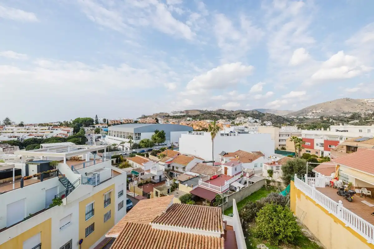 Außenansicht von Dachboden zum Verkauf in Rincón de la Victoria mit Klimaanlage, Heizung und Terrasse