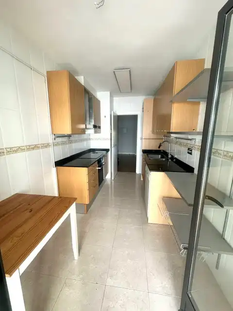 Cuina de Pis de lloguer en Barcelona amb Calefacció, Parquet i Terrassa