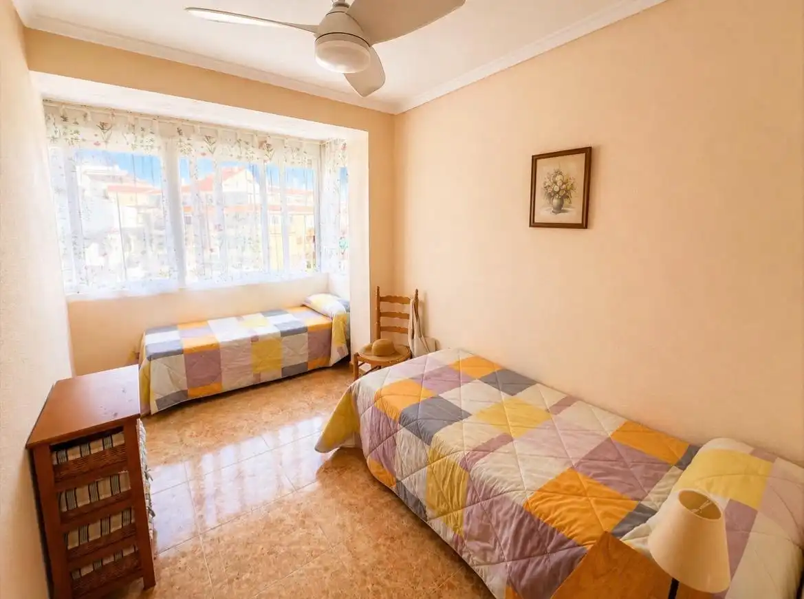 Schlafzimmer von Wohnung zum Verkauf in Torrevieja mit Terrasse und Möbliert
