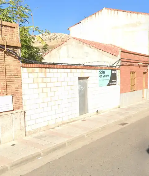 Terreny residencial en venda a Calle Cardenal Monescillo 13