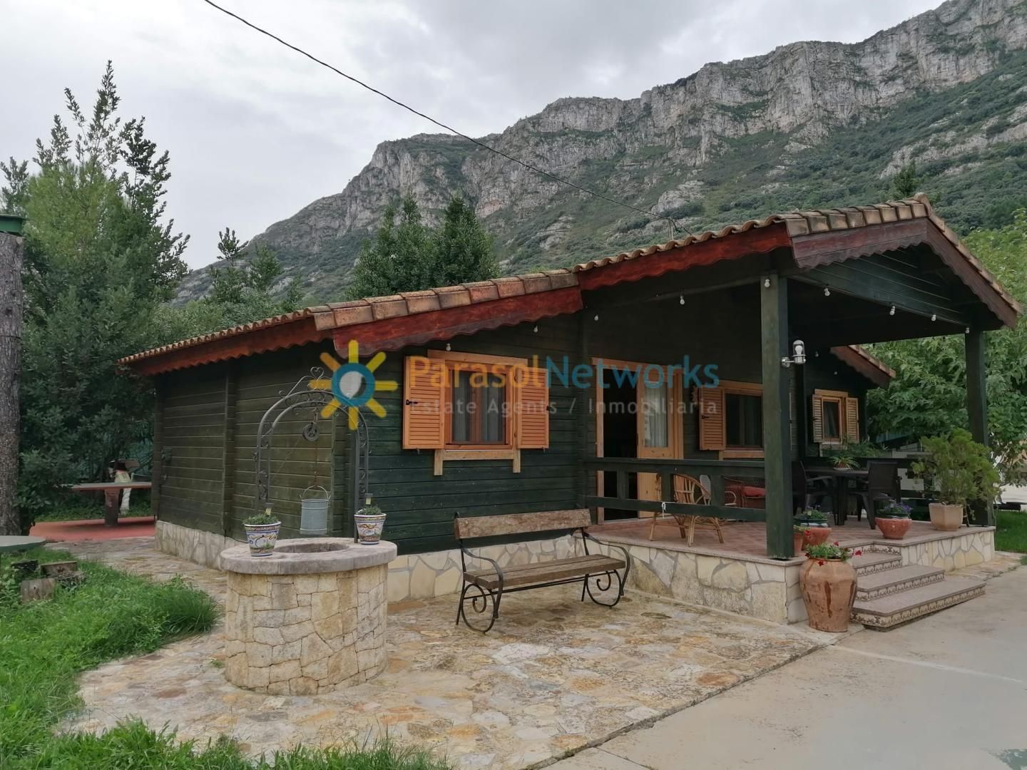 House or chalet to rent in Barx