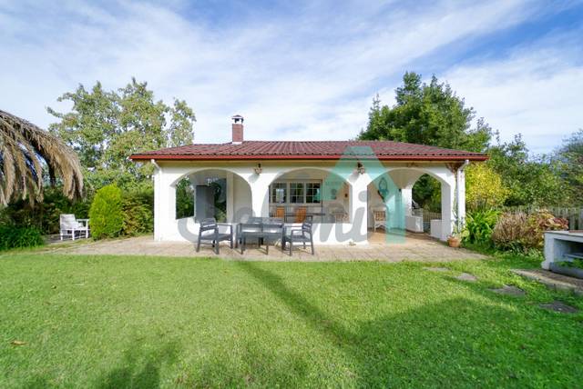 Casa-chalet en Venta en Aldea Onon en Selorio - Tornón