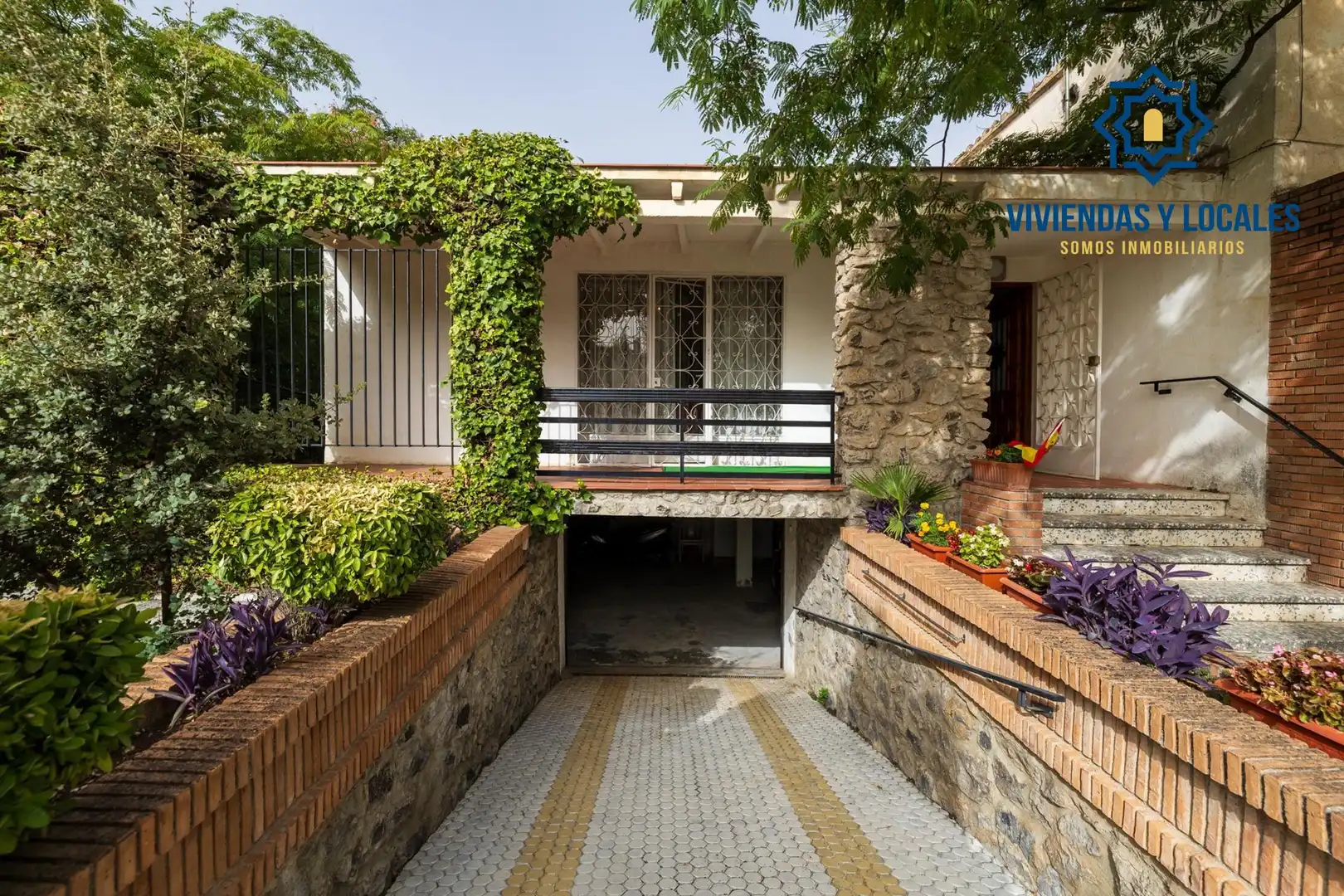 Vista exterior de Casa o chalet en venta en Armilla con Aire acondicionado, Calefacción y Jardín privado