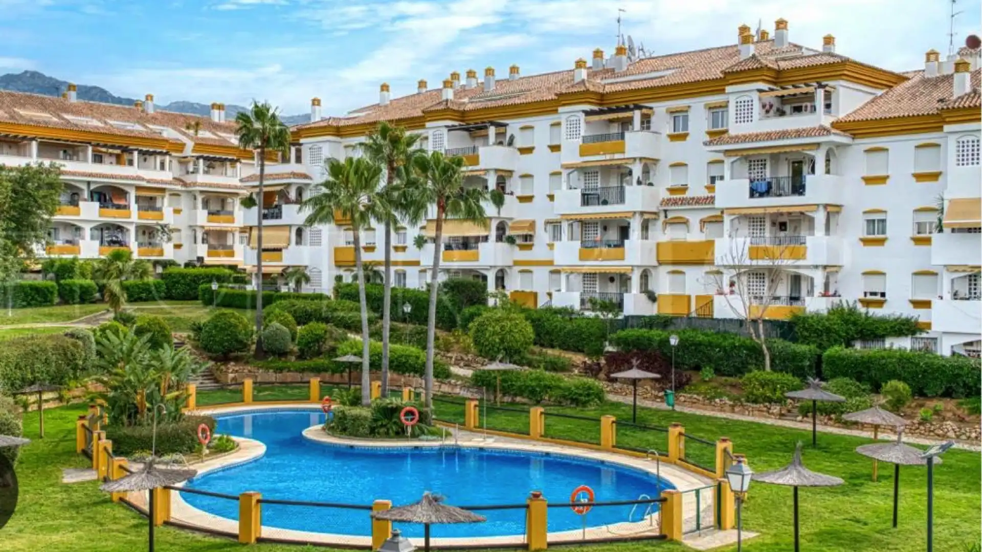 Exterior view of Apartments for sale in Marbella  with Air Conditioner, Terrace and Swimming Pool