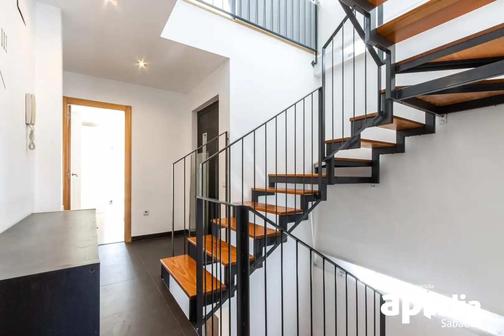 Houses for sale in Sabadell  with Air Conditioner, Heating and Parquet flooring
