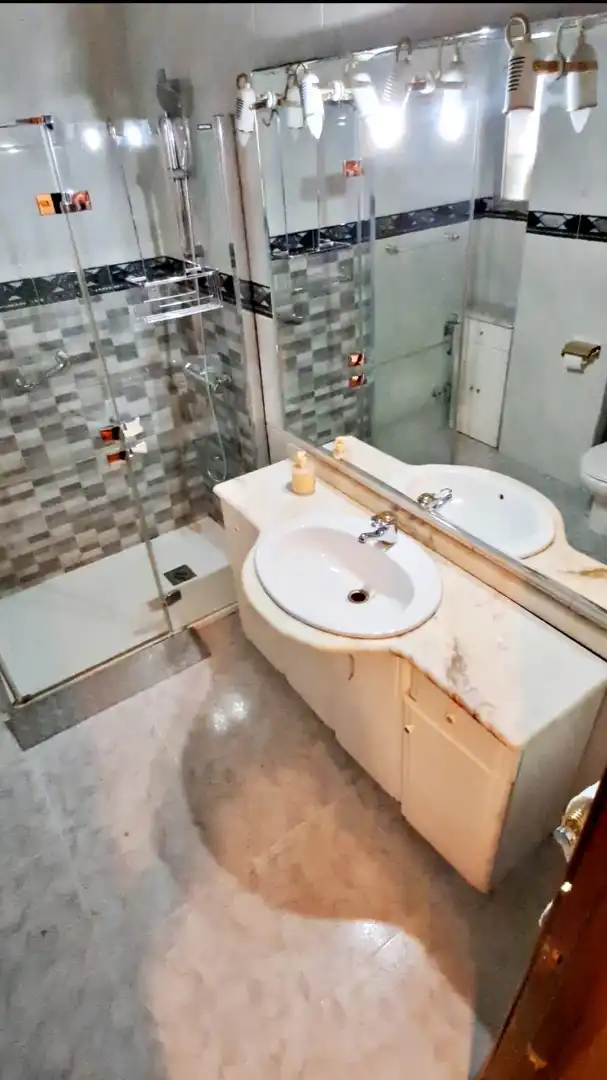 Badezimmer von Wohnung zum Verkauf in Getafe mit Privatgarten, Terrasse und Abstellraum