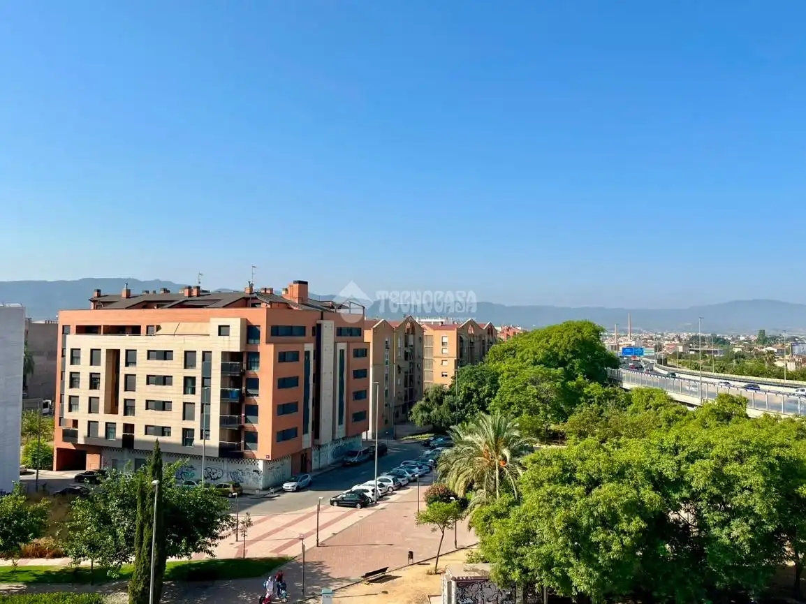 Vista exterior de Piso en venta en Murcia con Aire acondicionado, Calefacción y Balcón