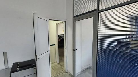 Nave Industrial en venta en Políg. Industriales  El Pino, 7 dormitorios.
