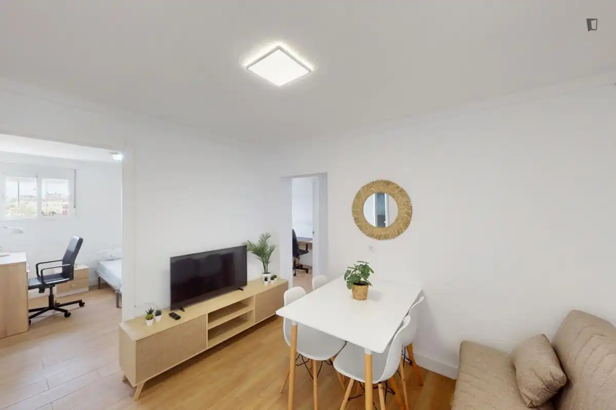 Habitación en Puertas del sur - Guadabajaque