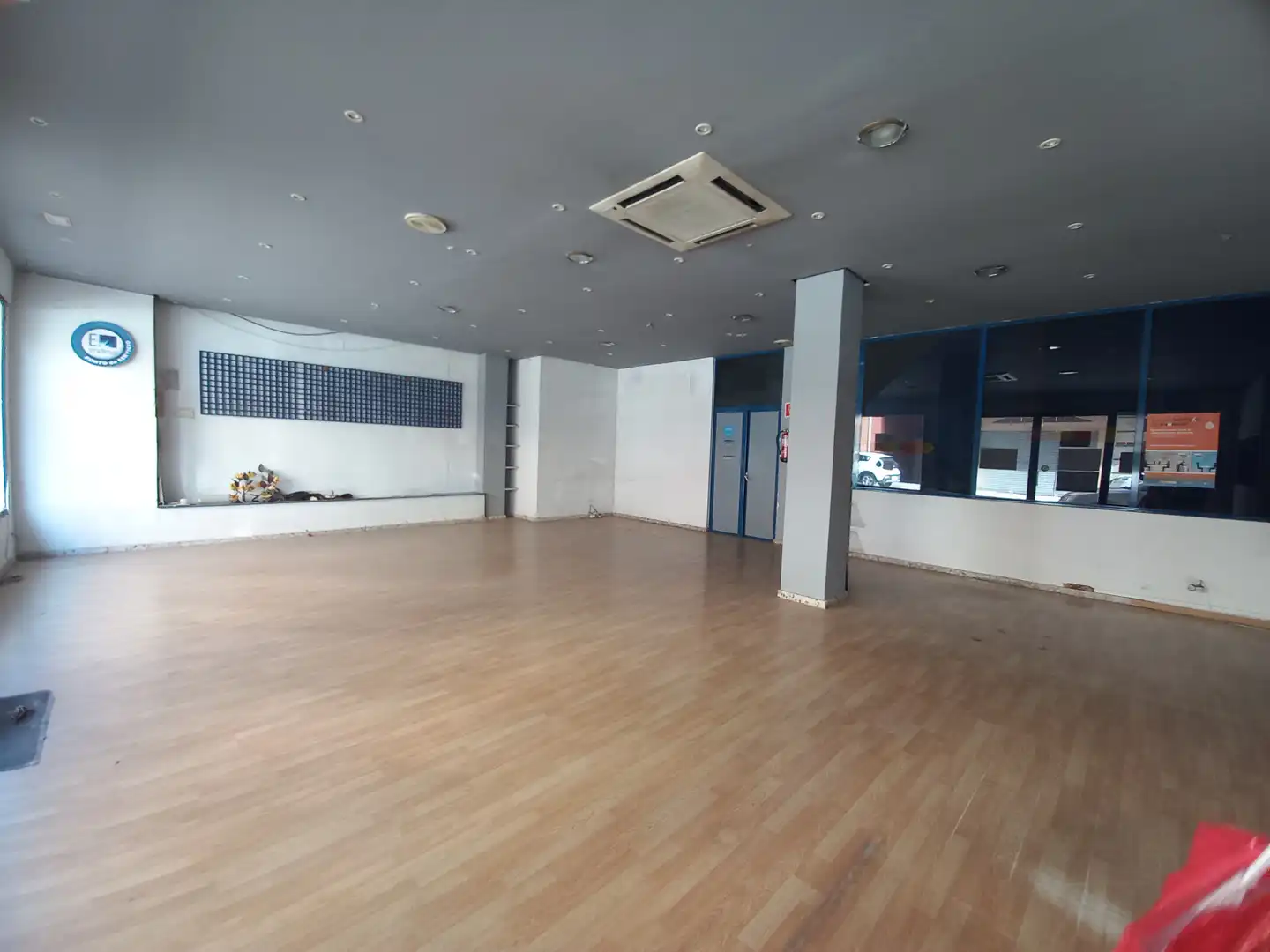 Local comercial en venda a Calle Santo Domingo Savio