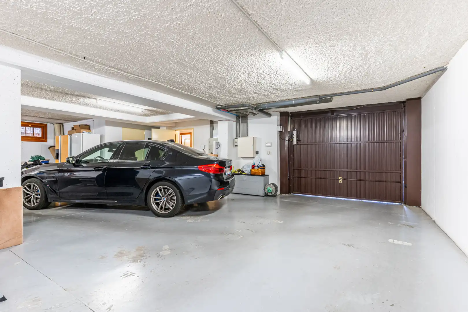 Parking de Casa o chalet en venta en Las Rozas de Madrid con Aire acondicionado, Calefacción y Jardín privado