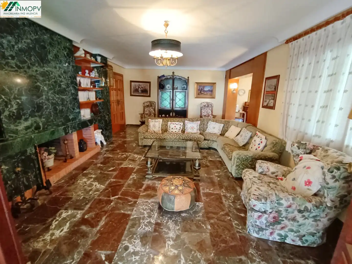 Sala d'estar de Casa o xalet en venda en Vinaròs amb Jardí privat, Terrassa i Traster