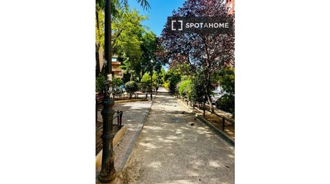 Foto 2 de Piso de alquiler en Ciutat Jardí, Valencia Capital