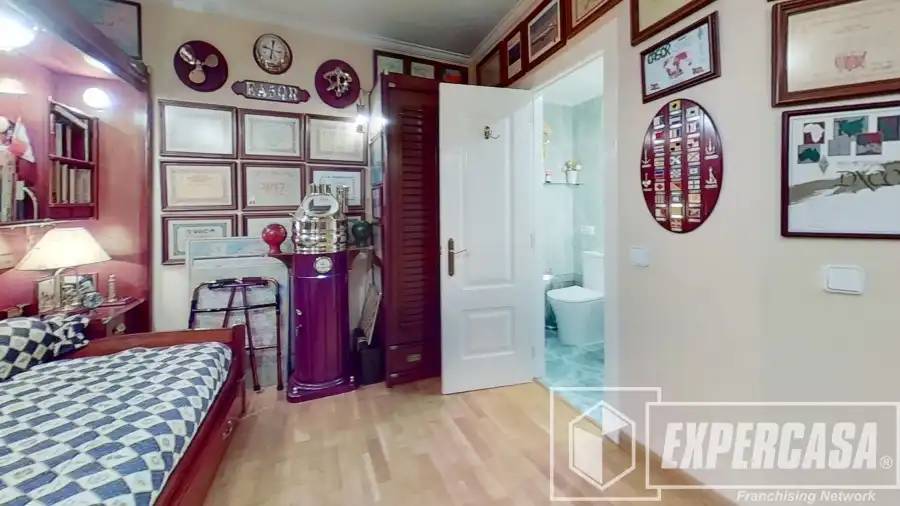 Bedroom of Flat for sale in Campanar
