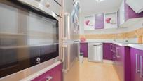 Kitchen of Flat for sale in Churriana de la Vega  with Air Conditioner, Heating and Terrace