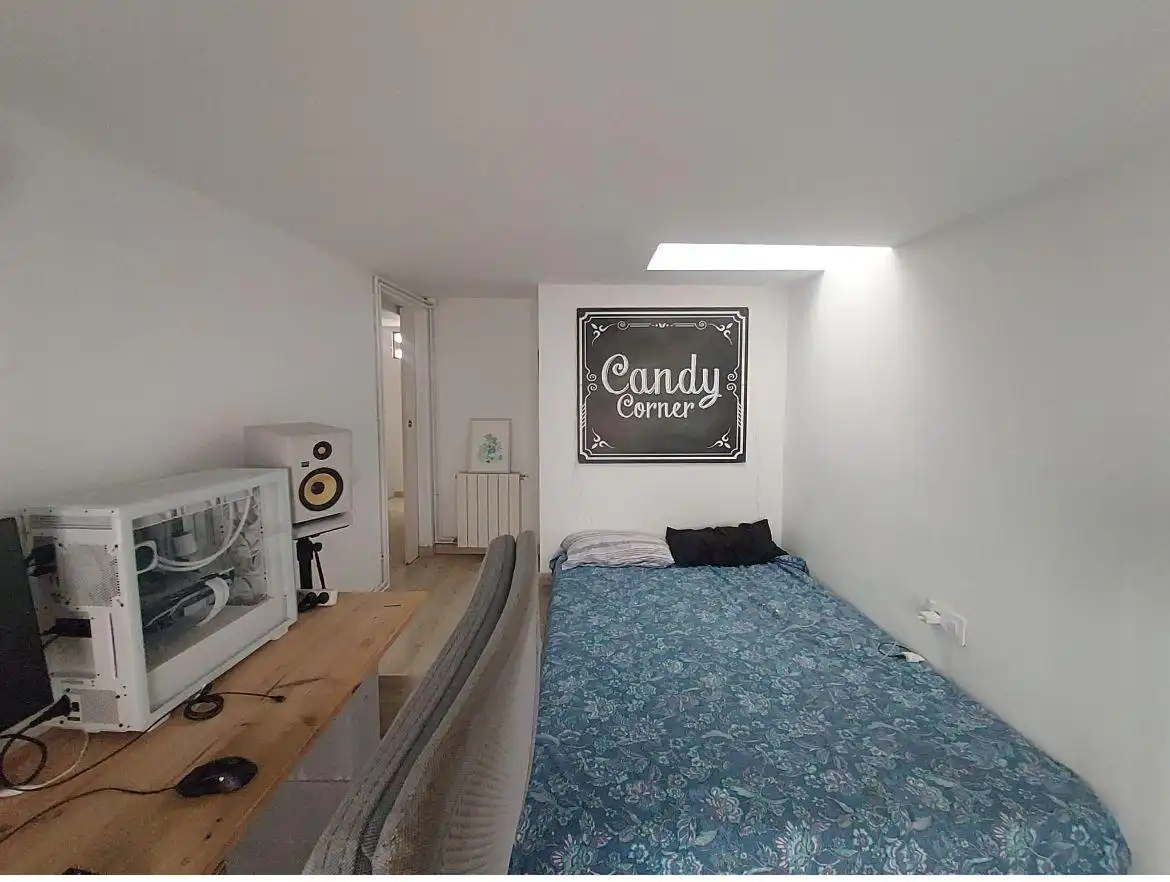 Bedroom of Houses for sale in Barcelona  with Air Conditioner, Heating and Parquet flooring