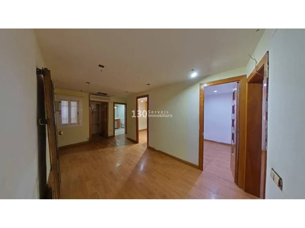 Flat for sale in  Barcelona Capital  with Parquet flooring