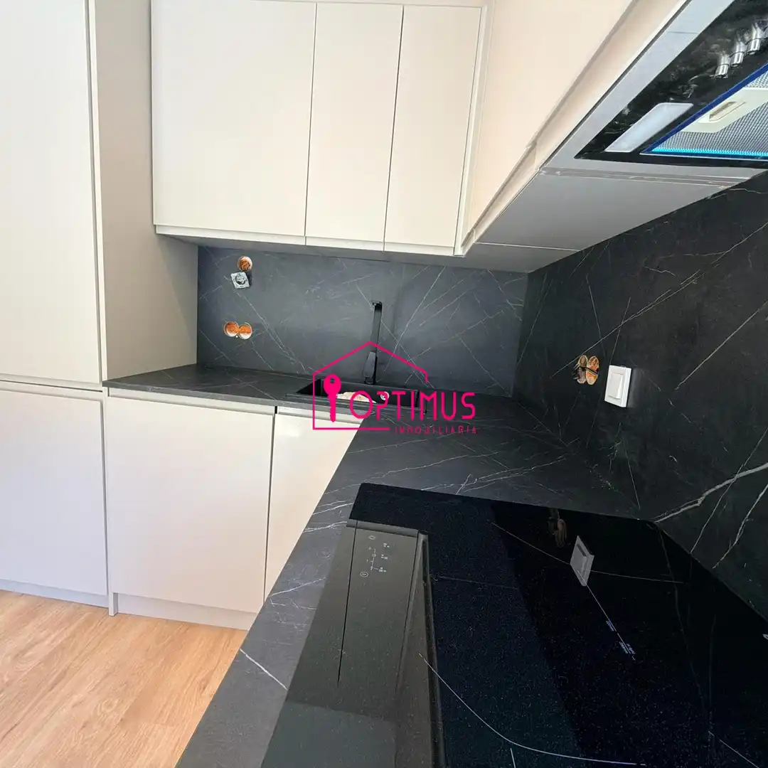 Kitchen of Apartments for sale in Valencia  with Air Conditioner, Oven and Balcony