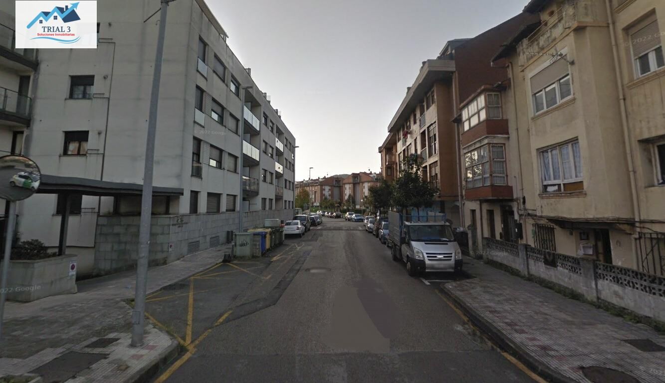 Piso en venta en Calle BOO, El Astillero