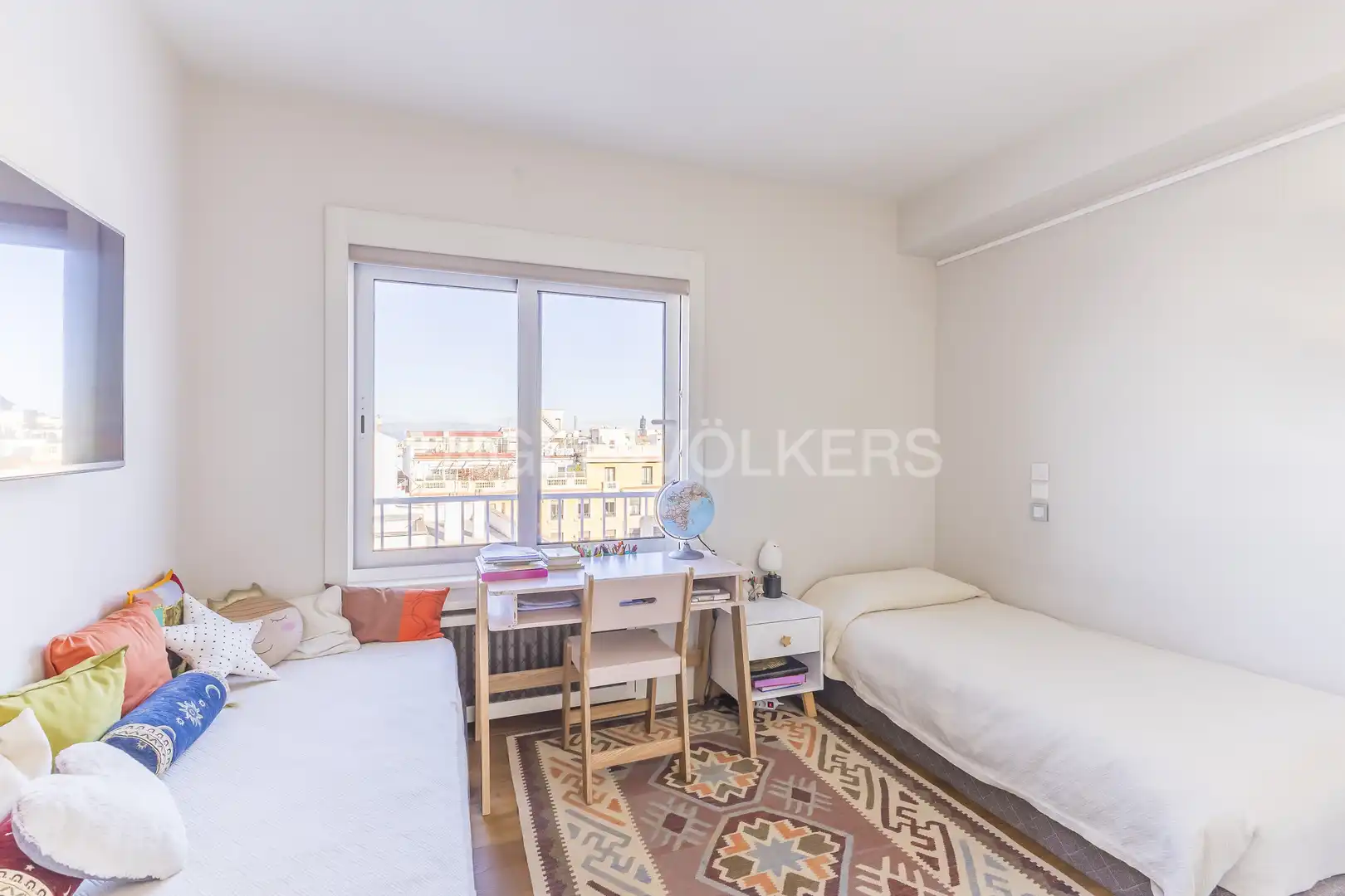 Schlafzimmer von Dachboden zum Verkauf in Madrid mit Klimaanlage, Heizung und Terrasse