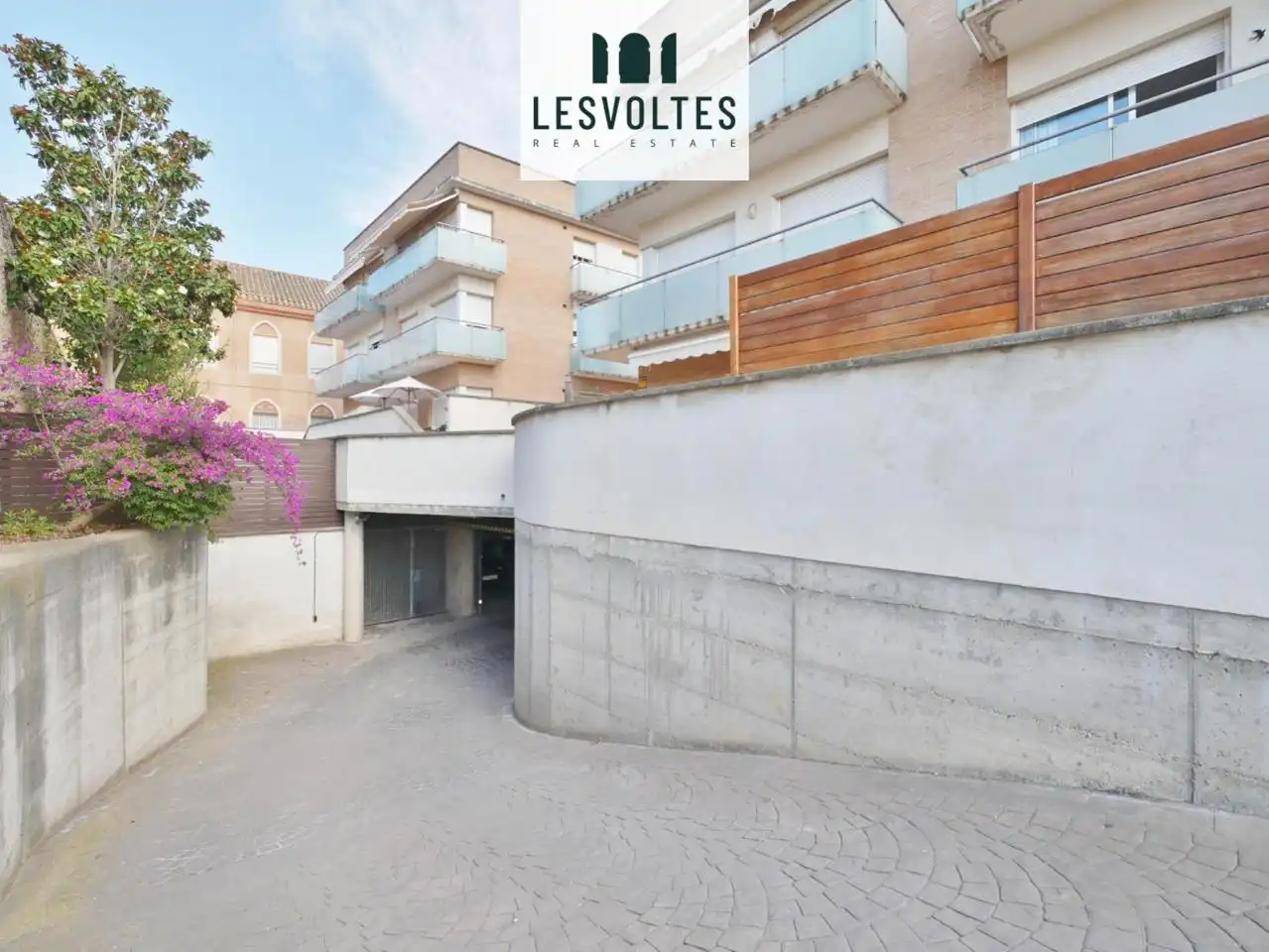 Vista exterior de Garaje en venta en Palafrugell