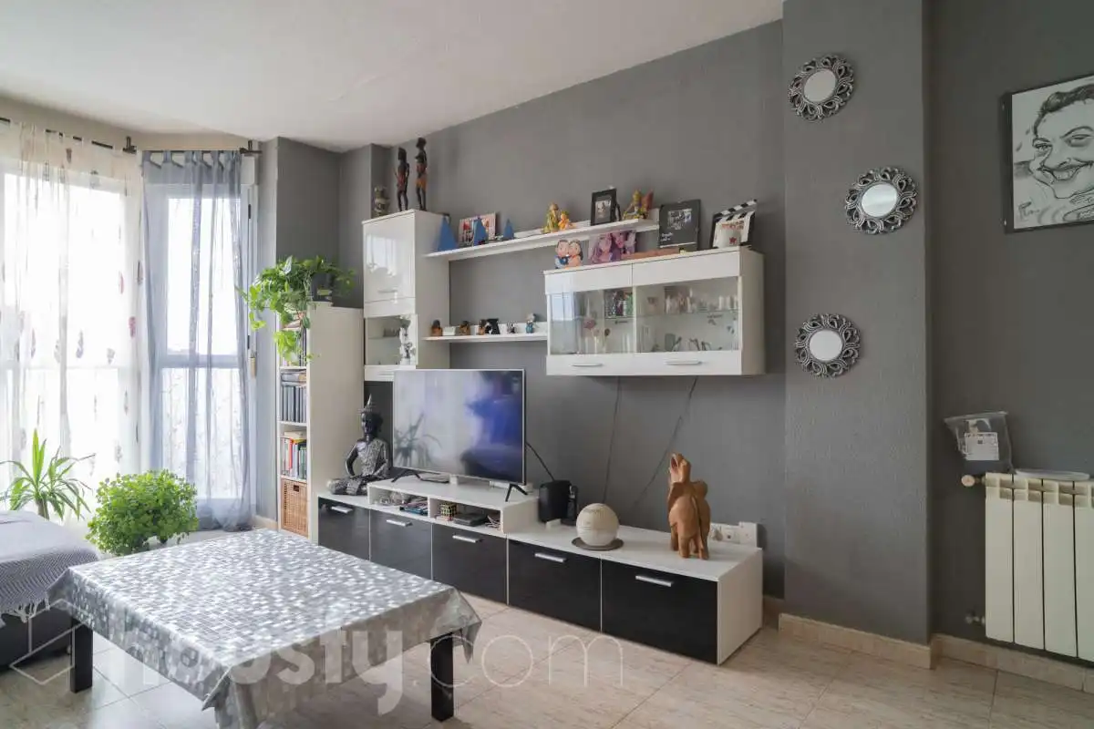 Piso con piscina en venta en Avenida del Mediterráneo .