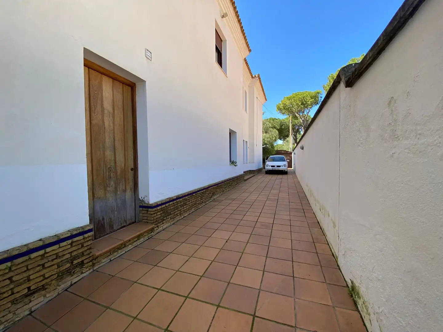 Vista exterior de Casa o chalet en venta en Alcalá de Guadaira con Jardín privado y Piscina