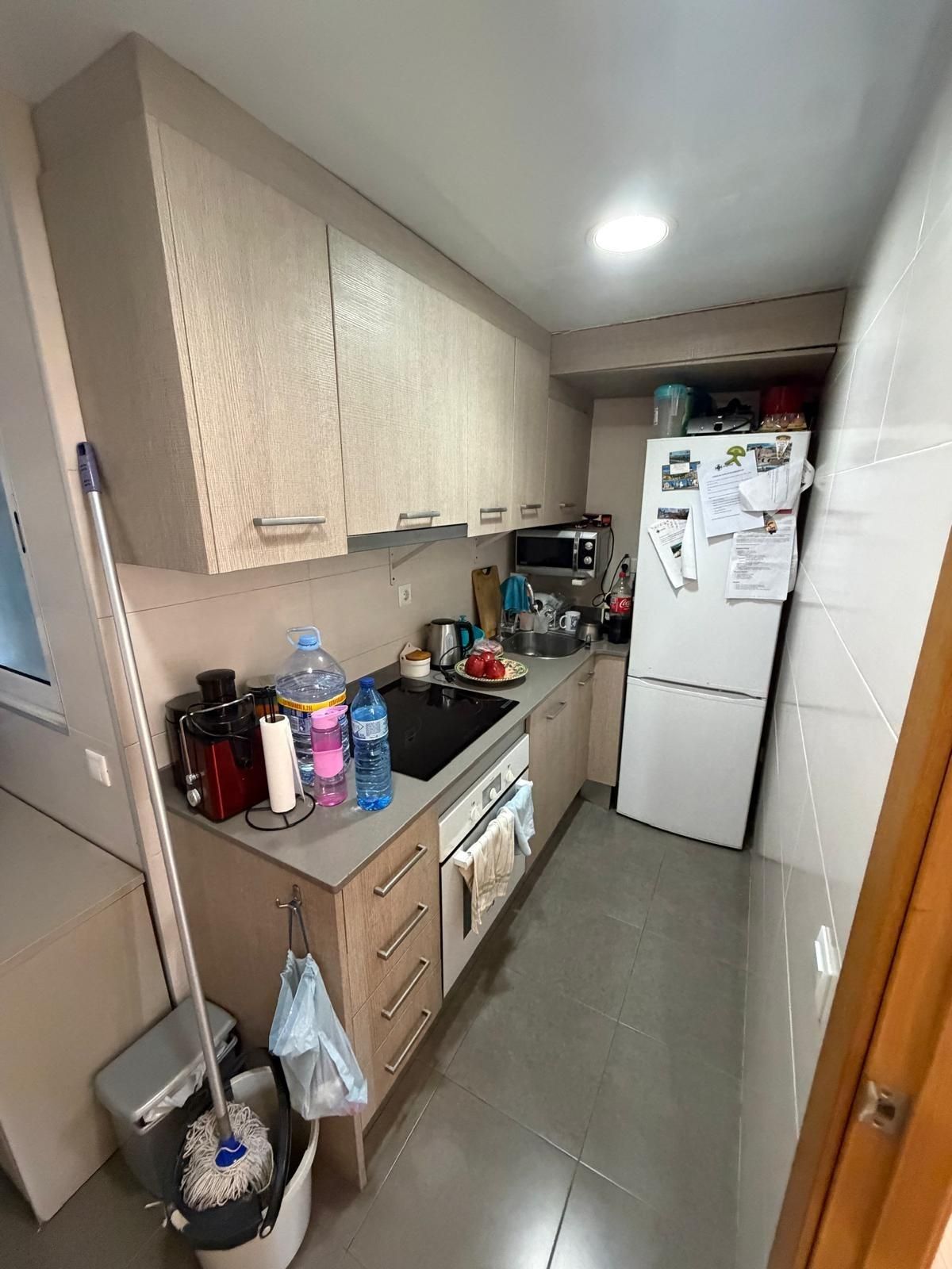 Cocina de Piso en venta en Cornellà de Llobregat
