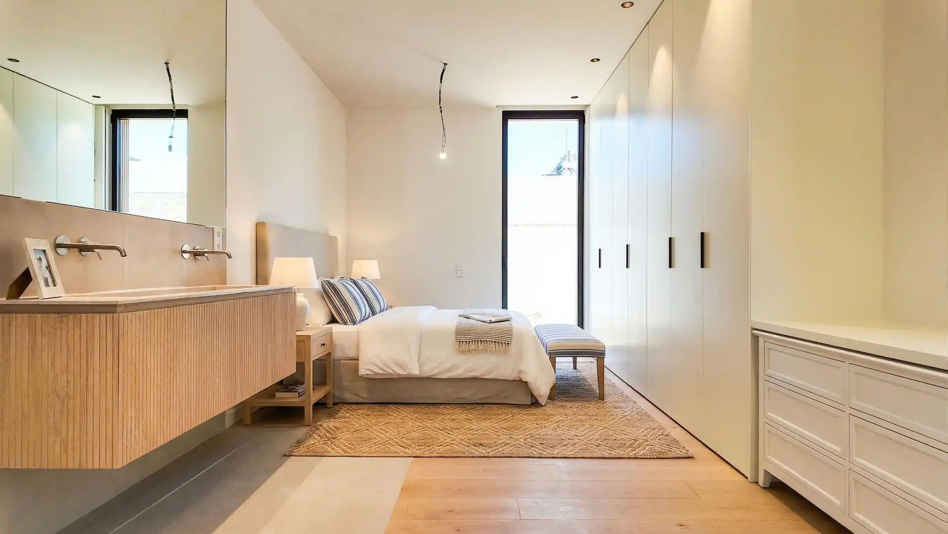 Habitación de Casa o chalet en venta en L'Eliana con Aire acondicionado, Calefacción y Jardín privado