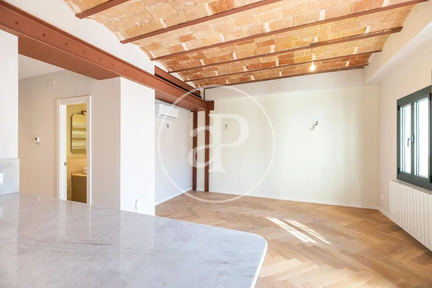 Flat for sale in Barcelona  with Air Conditioner, Heating and Terrace