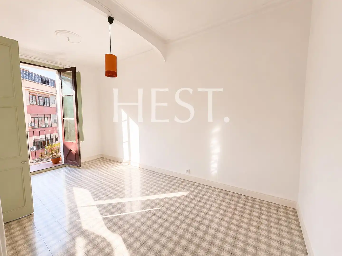 Vista exterior de Piso en venta en Barcelona con Balcón
