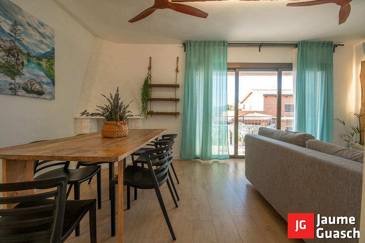 Living room of House or chalet for sale in Torredembarra  with Air Conditioner, Heating and Private garden