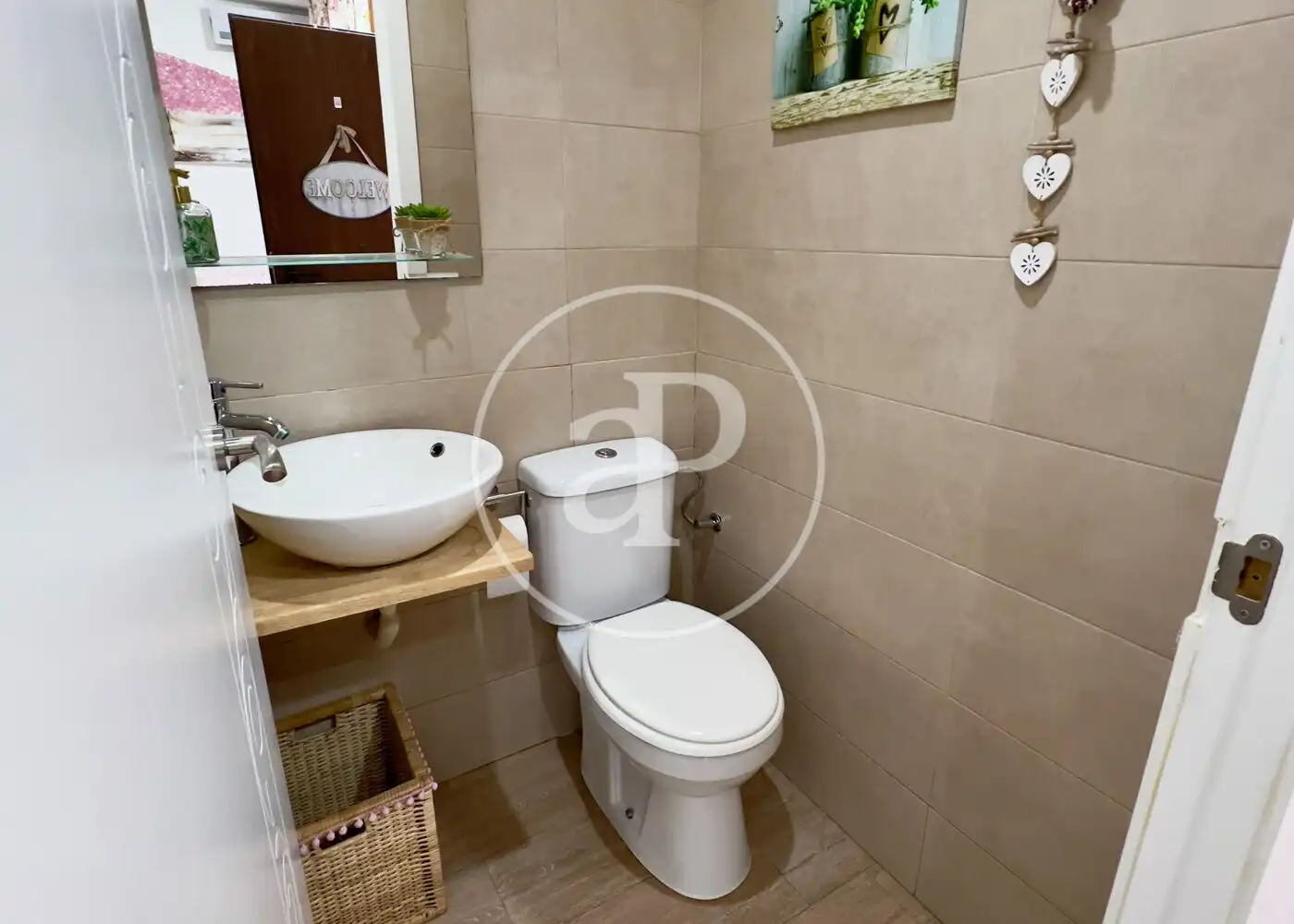 Badezimmer von Wohnung zum Verkauf in Barcelona mit Heizung und Terrasse
