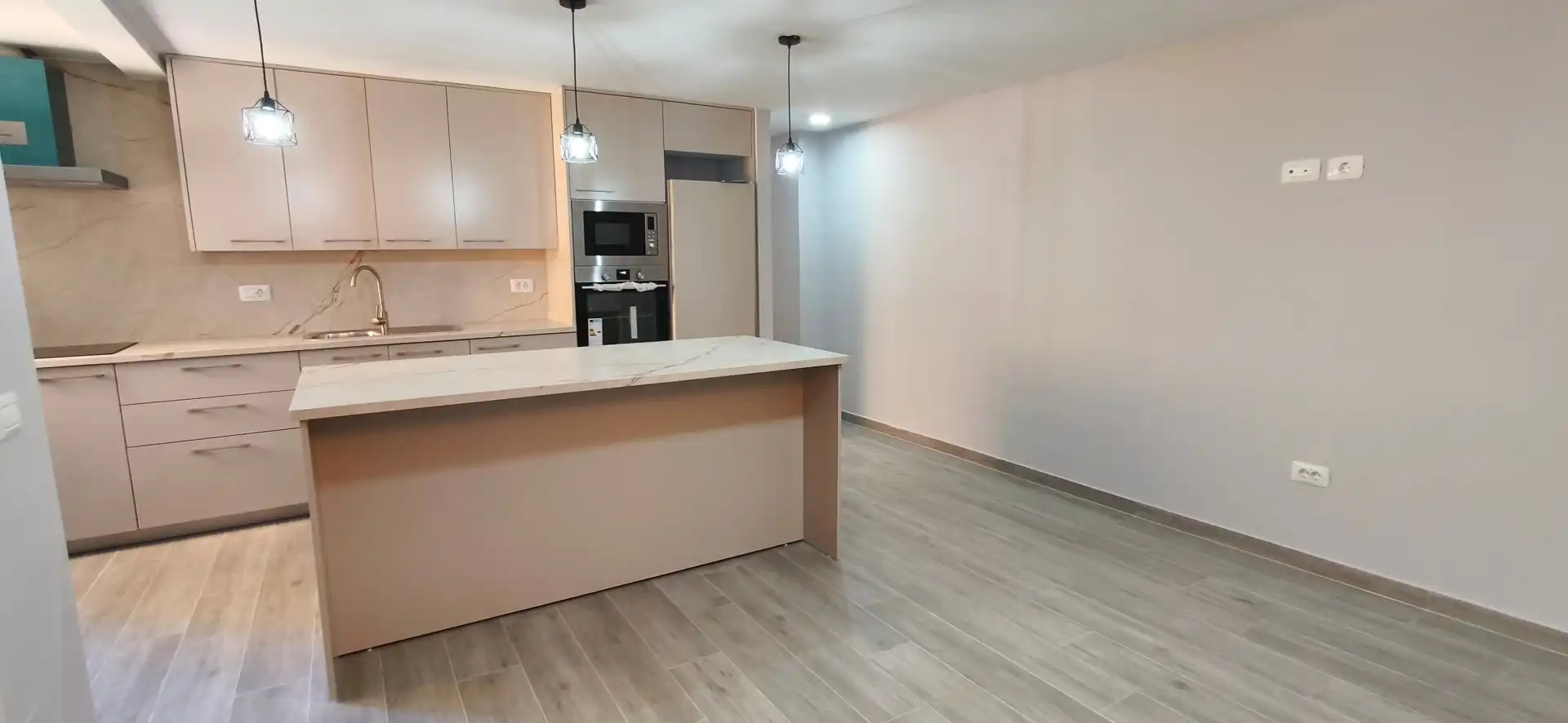 Kitchen of Flat for rent in Santa Cruz de Tenerife  with Oven, Washing machine and Microwave