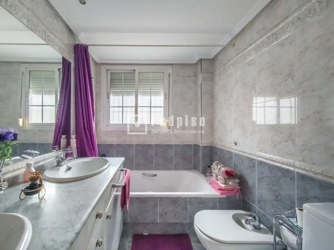Baño de Casa o chalet en venta en Alcorcón con Calefacción, Terraza y Trastero