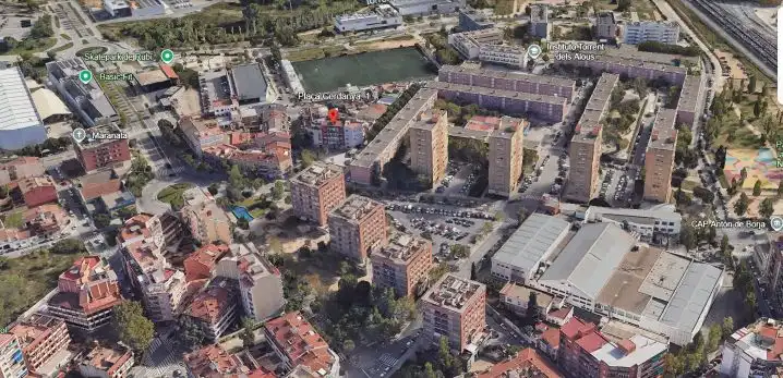 Vista exterior de Piso en venta en Rubí