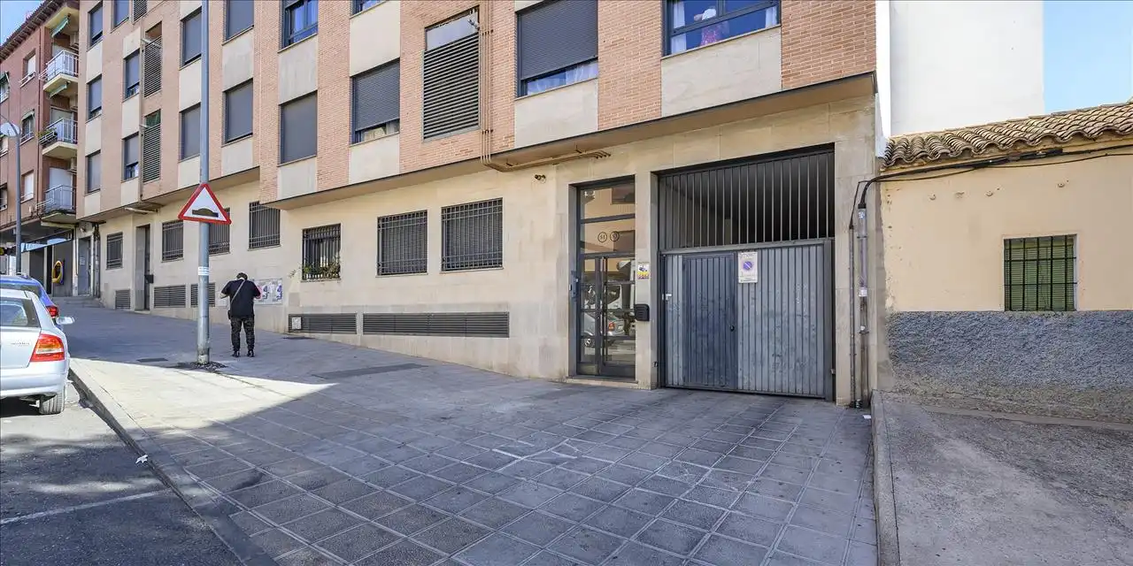 Vista exterior de Pis en venda en Toledo amb Traster