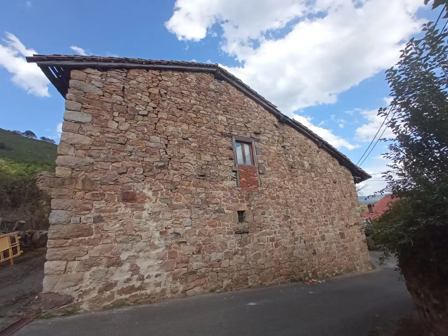 Vista exterior de Casa o chalet en venta en Los Tojos  con Trastero y Balcón
