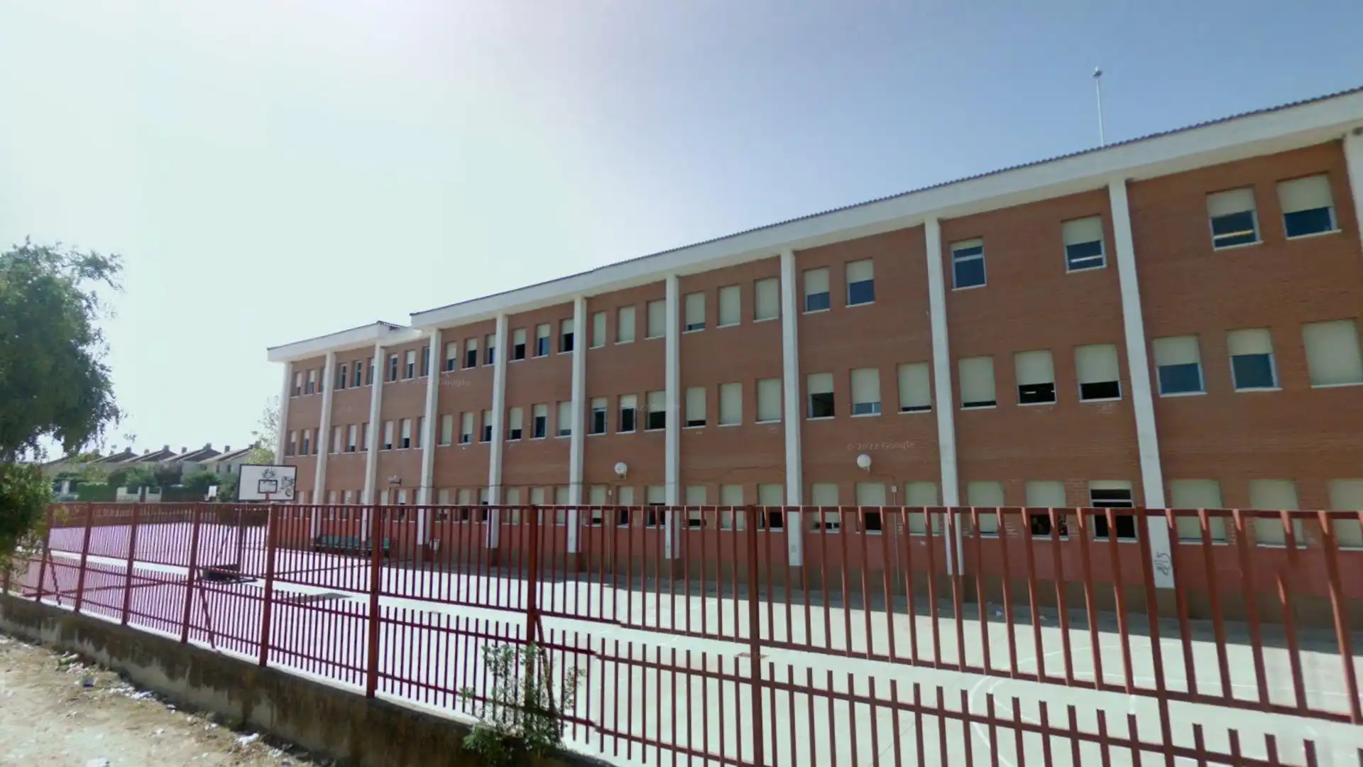 Casa aparellada en venda a Pozuelo, imagen 4