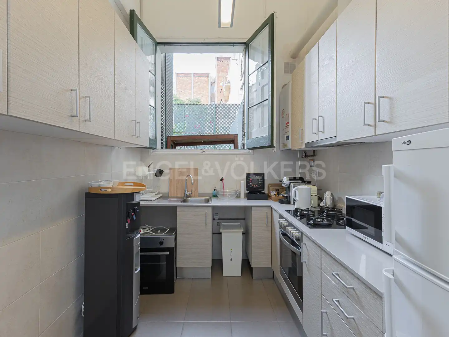 Cocina de Finca rústica en venta en Barcelona con Calefacción